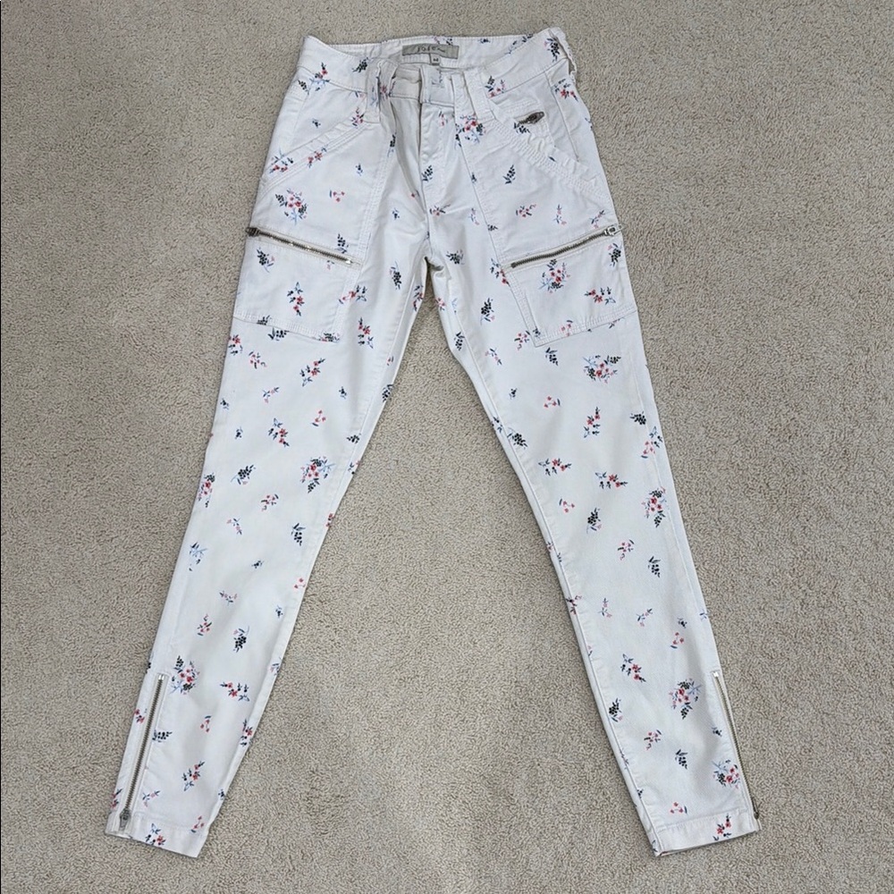 White Floral Slim Pants